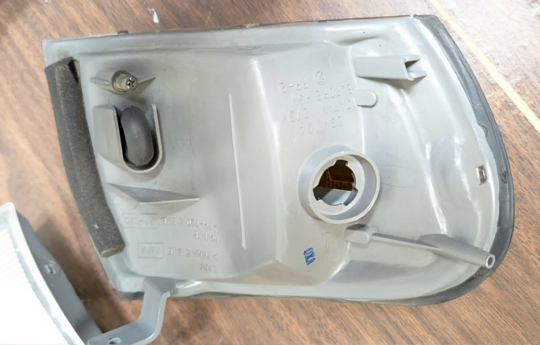 1993-2001 Subaru Impreza Corner lights USED OEM - Image 4